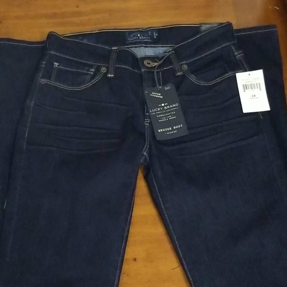 NWT Lucky Brand Brooke Boot Midrise Jeans